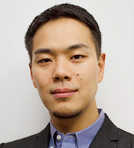 堀田 賢人 氏